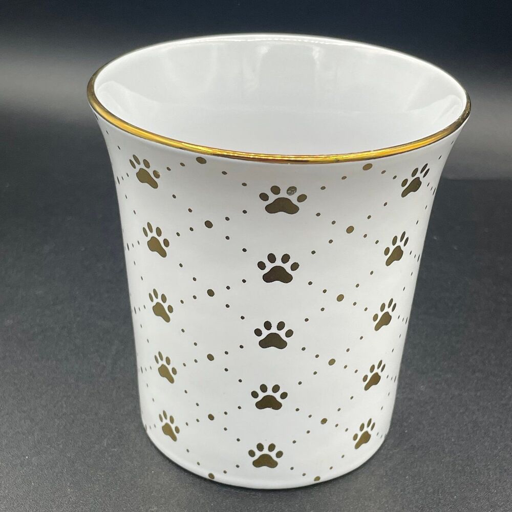 10 Strawberry Street Oversized Coffee Mug Gold Accent Pawprints Rim & Handle - Picture 5 of 8